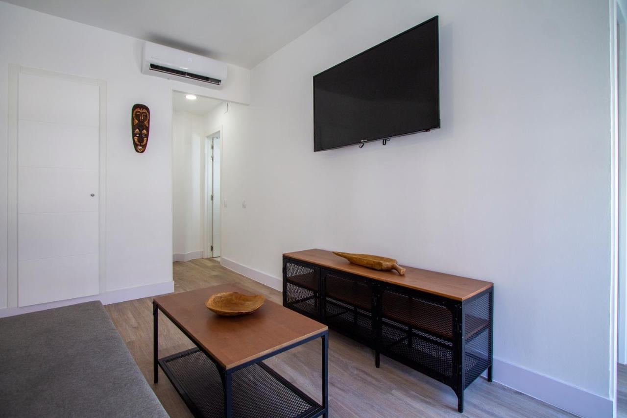 Apartamentos Cuatro Caminos Madrid Eksteriør billede