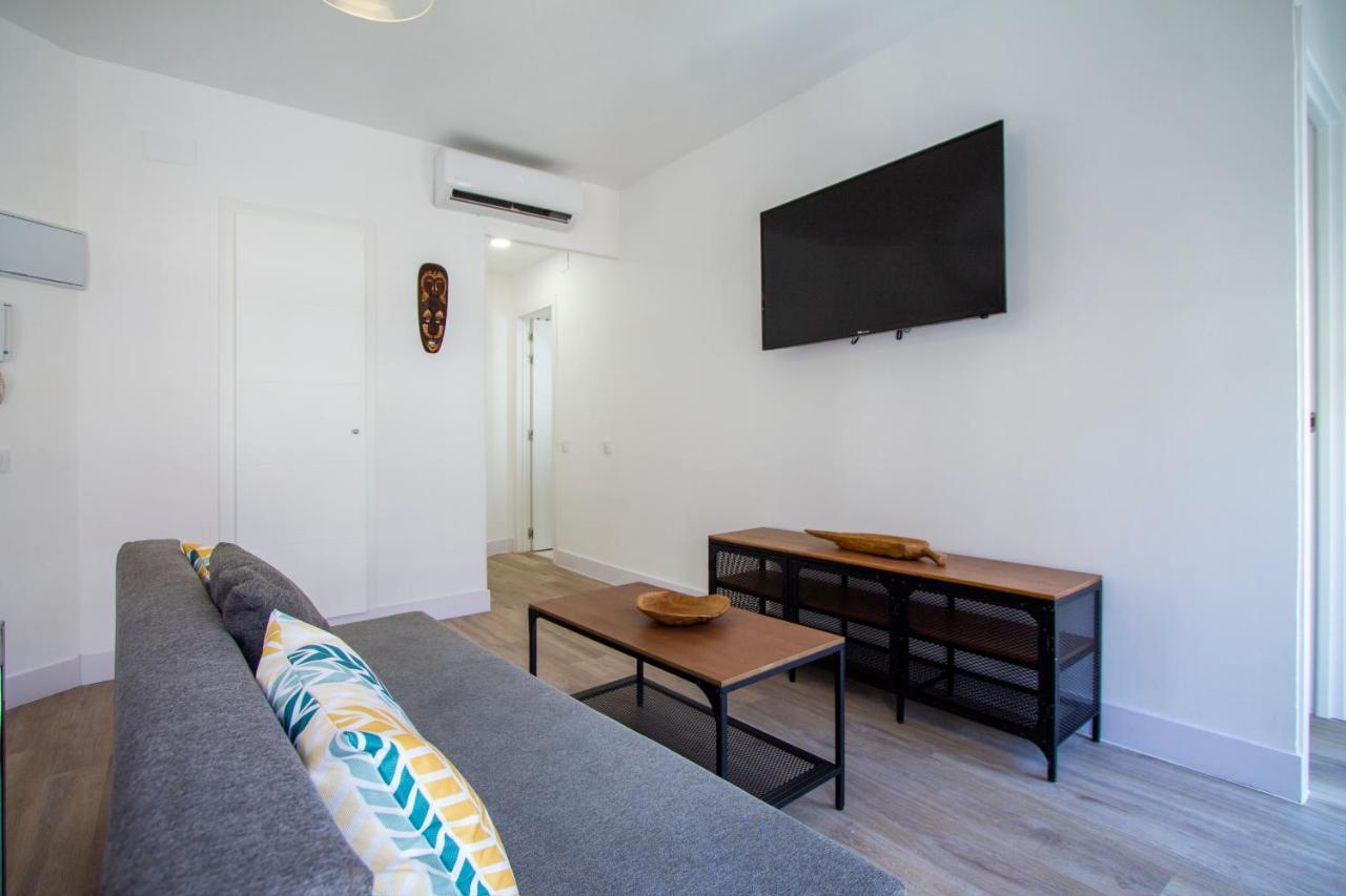Apartamentos Cuatro Caminos Madrid Eksteriør billede