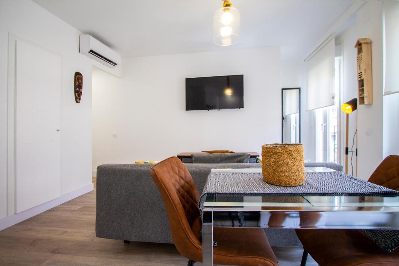 Apartamentos Cuatro Caminos Madrid Eksteriør billede